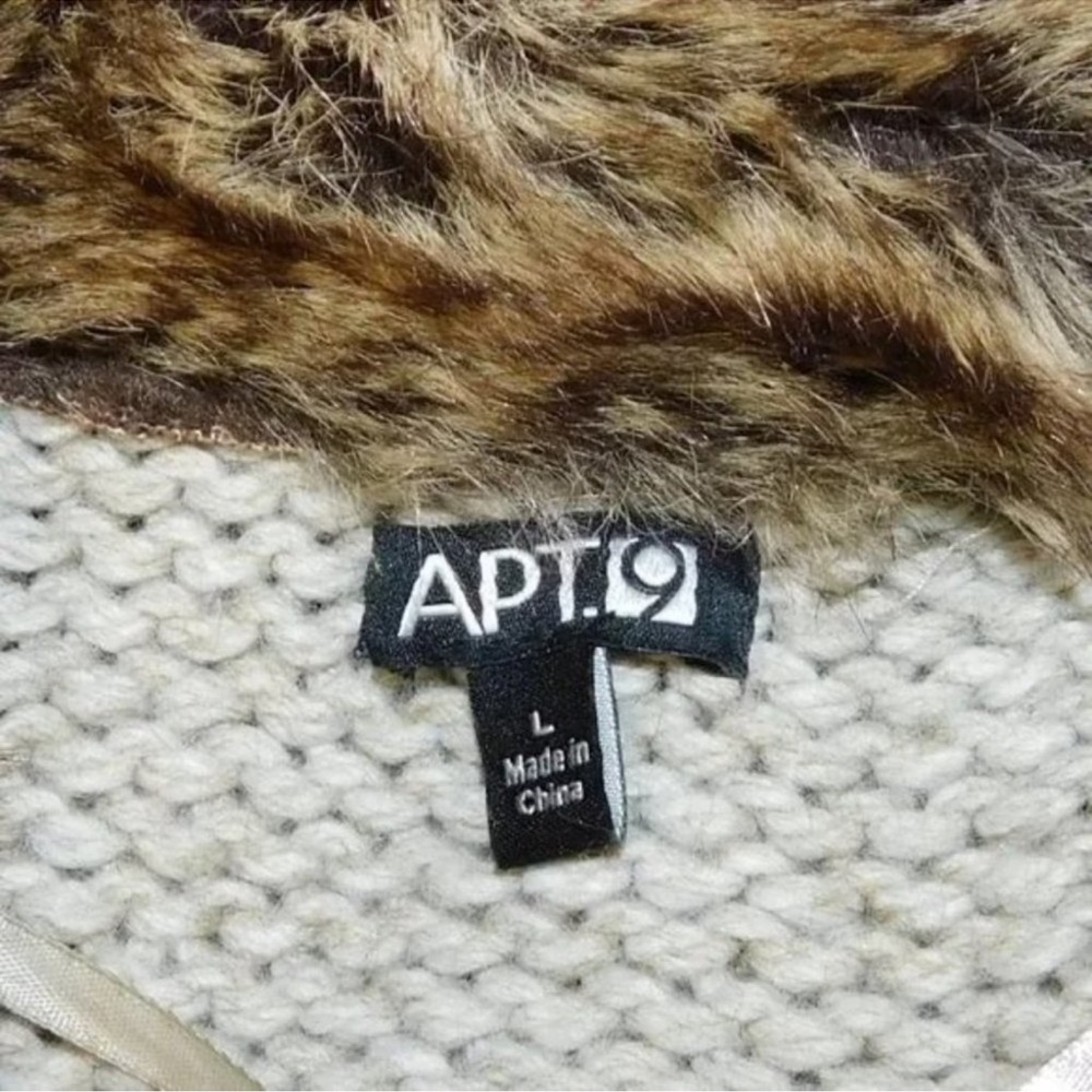 Apt. 9 Wool Blend Faux Fur Cable Knit Cardigan – Women’s Large | EUC! - Picture 6 of 8